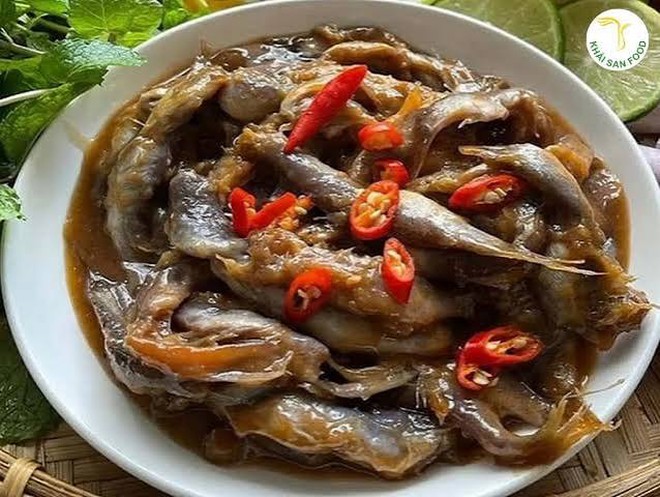 Việt Nam c&oacute; loại c&aacute; miền T&acirc;y được m&ugrave;a đ&uacute;ng 3 th&aacute;ng n&agrave;y, đắt hơn c&aacute; r&ocirc; phi, di&ecirc;u hồng: Đổi lại gi&agrave;u canxi, thịt mềm, ăn được cả xương- Ảnh 5.