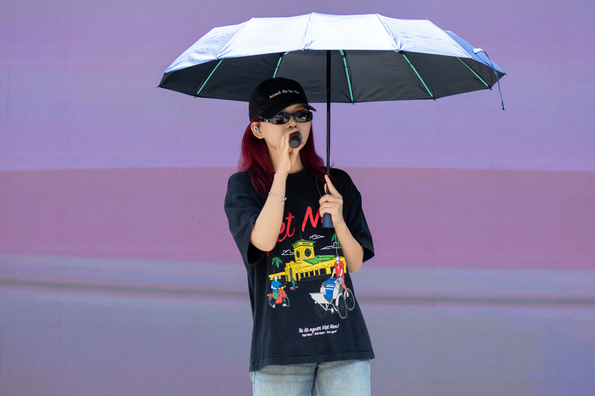 Fandom Y&ecirc;u Nước cực hot: Sơn.K, Ho&agrave;ng T&ocirc;n, S.T Sơn Thạch c&ugrave;ng loạt sao đổ bộ, sẵn s&agrave;ng "quẩy tung n&oacute;c" WeYoung Stage- Ảnh 7.