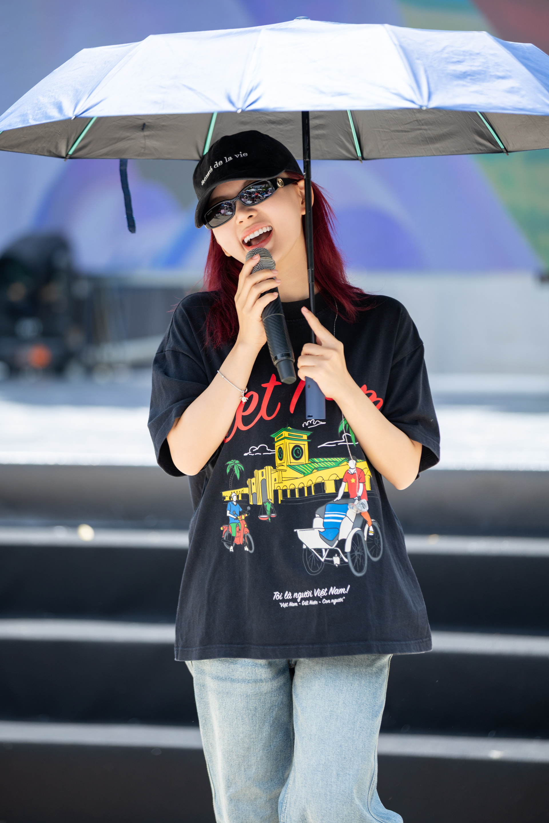 Fandom Y&ecirc;u Nước cực hot: Sơn.K, Ho&agrave;ng T&ocirc;n, S.T Sơn Thạch c&ugrave;ng loạt sao đổ bộ, sẵn s&agrave;ng "quẩy tung n&oacute;c" WeYoung Stage- Ảnh 8.