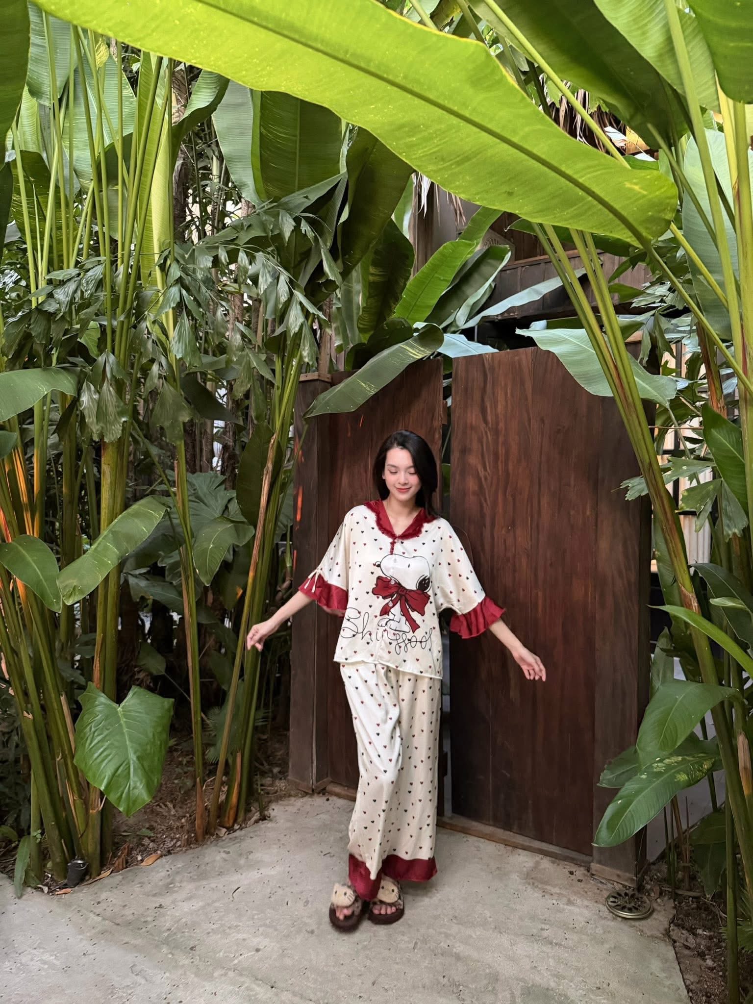 Mẹ đơn th&acirc;n Vbiz được thiếu gia Vĩnh Long si m&ecirc; rước về l&agrave;m vợ, giờ sống trong khu nghỉ dưỡng rộng 12.000 m2- Ảnh 8.