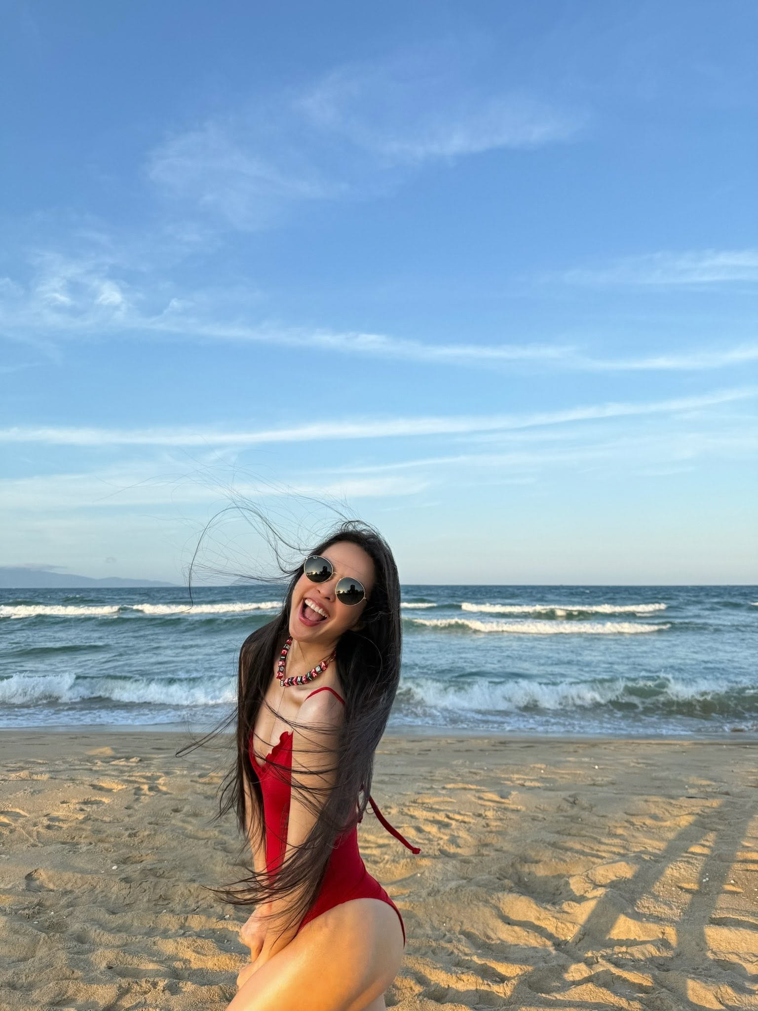 Mỹ nhân là ngoại lệ của showbiz Việt: Tuổi 45 vẫn trẻ mướt như gái đôi mươi, bác sĩ chẩn đoán "dậy thì muộn", sở hữu "liều thuốc" trẻ lâu không mất tiền mua - Ảnh 10.