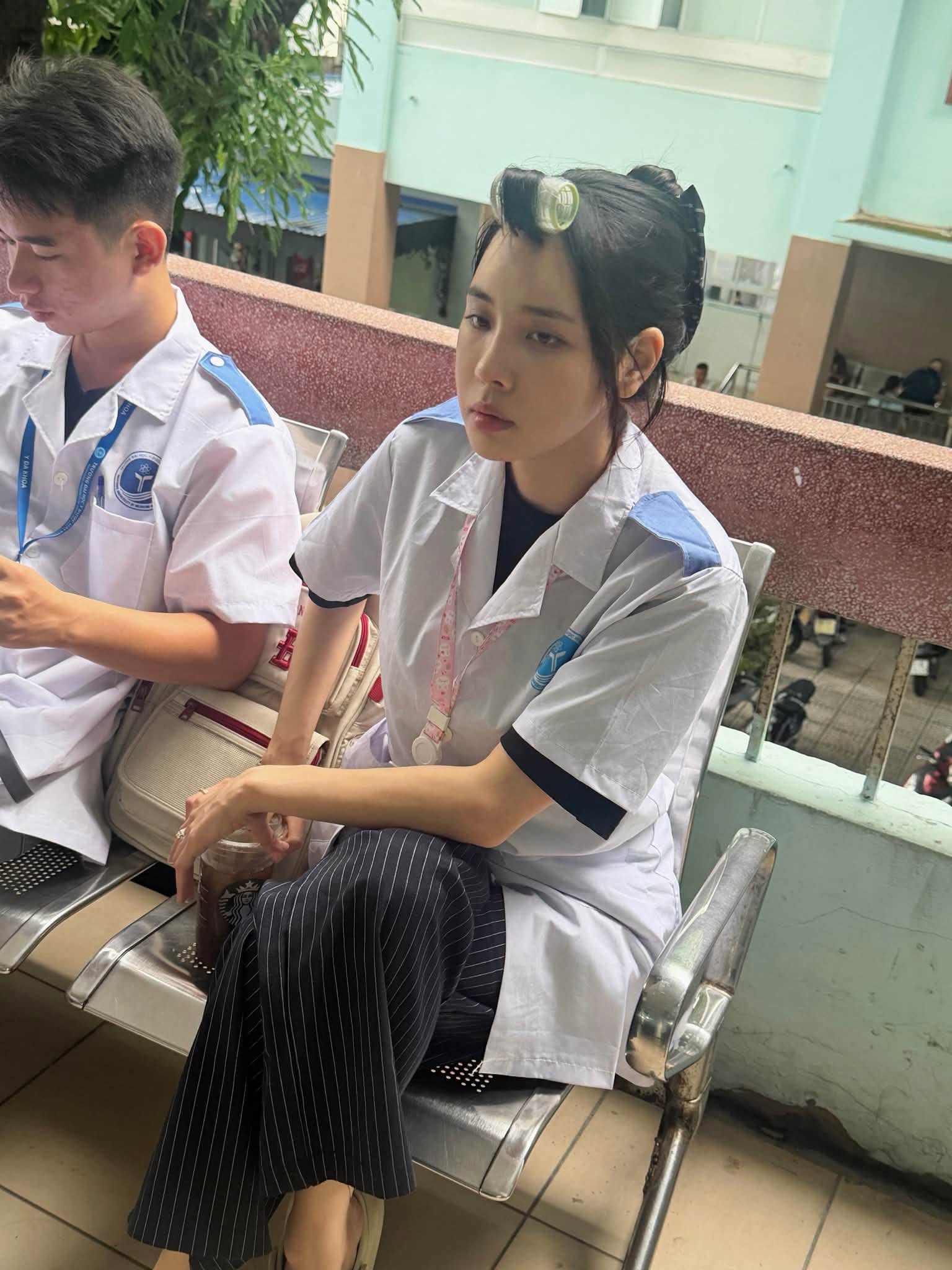 Vợ Văn Thanh tủi thân lên tiếng khi bị nghi ngờ chuyện học Y khoa- Ảnh 3.