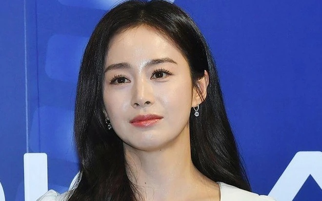 "Kim Tae Hee l&agrave; kẻ lừa đảo"- Ảnh 13.