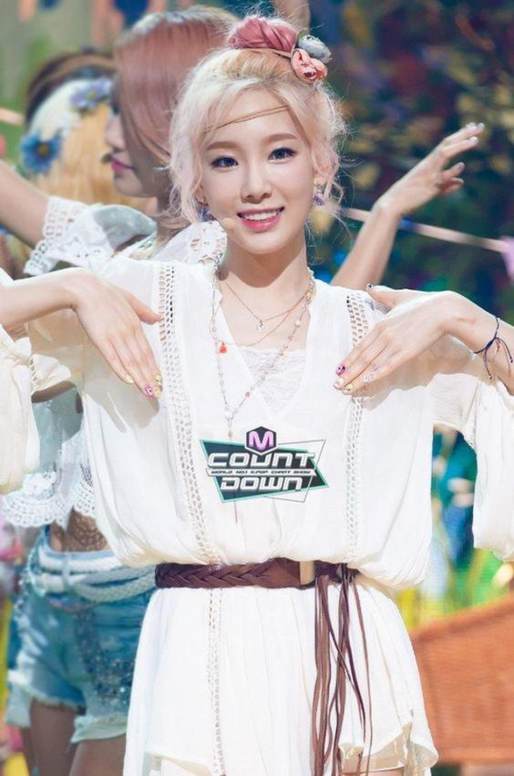 Nữ thần showbiz 20 năm vẫn nổi tiếng chỉ nhờ giọng h&aacute;t, nhan sắc trong veo kh&ocirc;ng hề gi&agrave; đi - Ảnh 10.