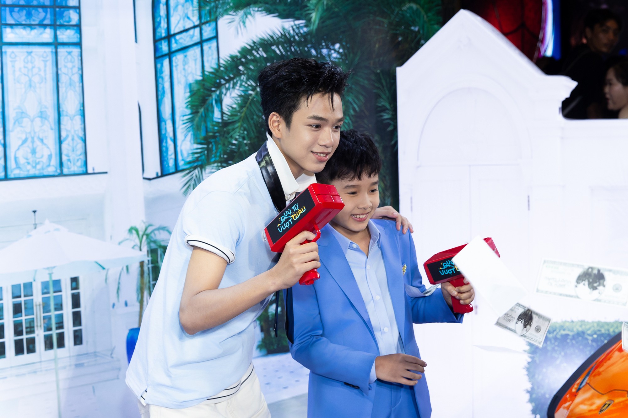 Thảm đỏ HOT nhất h&ocirc;m nay: Mỹ T&acirc;m - Mai T&agrave;i Phến đẹp đ&ocirc;i tuyệt đối, Tăng Thanh H&agrave; vừa xuất hiện đ&atilde; giật sạch h&agrave;o quang- Ảnh 8.