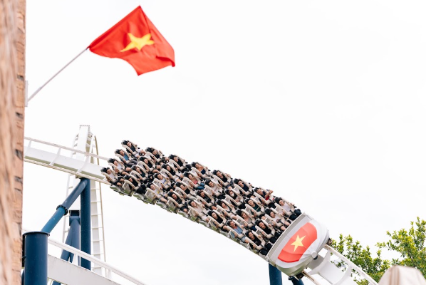 “Hời” chưa từng có: Sun World Ha Long tung bộ 3 ưu đãi chơi “không giới hạn” mừng Quốc khánh - Ảnh 1.