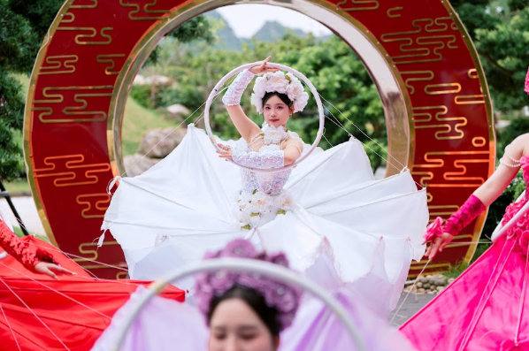 “Hời” chưa từng có: Sun World Ha Long tung bộ 3 ưu đãi chơi “không giới hạn” mừng Quốc khánh - Ảnh 6.