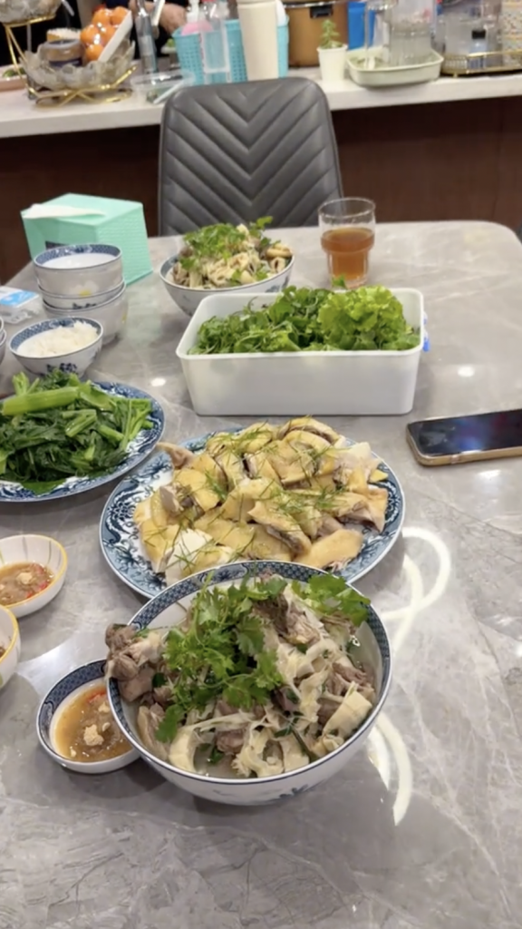 Cơm nh&agrave; Quang Hải - Chu Thanh Huyền - Ảnh 8.