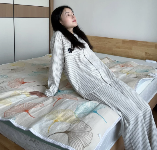 Ph&ograve;ng trọ 3,5 triệu/th&aacute;ng, 20m2 của nữ sinh vi&ecirc;n năm cuối khiến c&ocirc; hối hận - Ảnh 1.