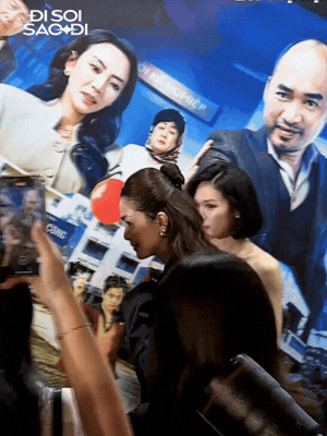 T&oacute;m cận m&agrave;n so k&egrave; của Tăng Thanh H&agrave; v&agrave; "t&igrave;nh địch" k&eacute;m 8 tuổi, h&agrave;nh động lặp đi lặp lại lộ mối quan hệ- Ảnh 6.