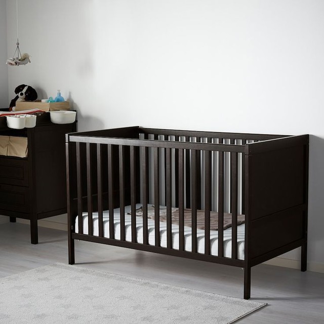 Mẩu quảng c&aacute;o kỳ lạ nhất nh&igrave; ng&agrave;nh b&aacute;n lẻ: C&uacute; lật k&egrave;o của IKEA trong cuộc chiến gi&agrave;nh dữ liệu b&agrave; bầu- Ảnh 4.