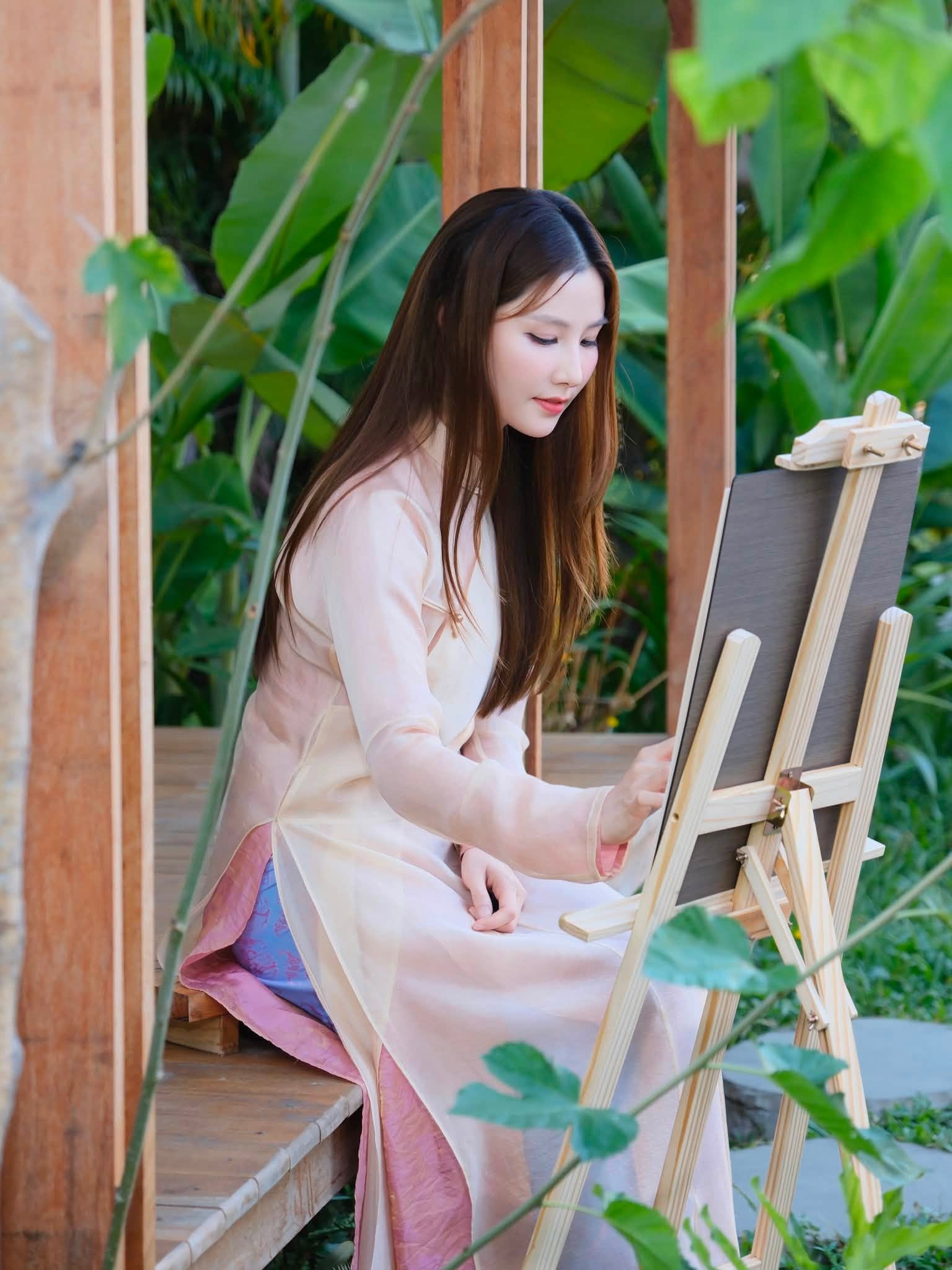 Nhan sắc kinh diễm của ngọc nữ vì Trấn Thành mà rũ bỏ hình tượng- Ảnh 4.