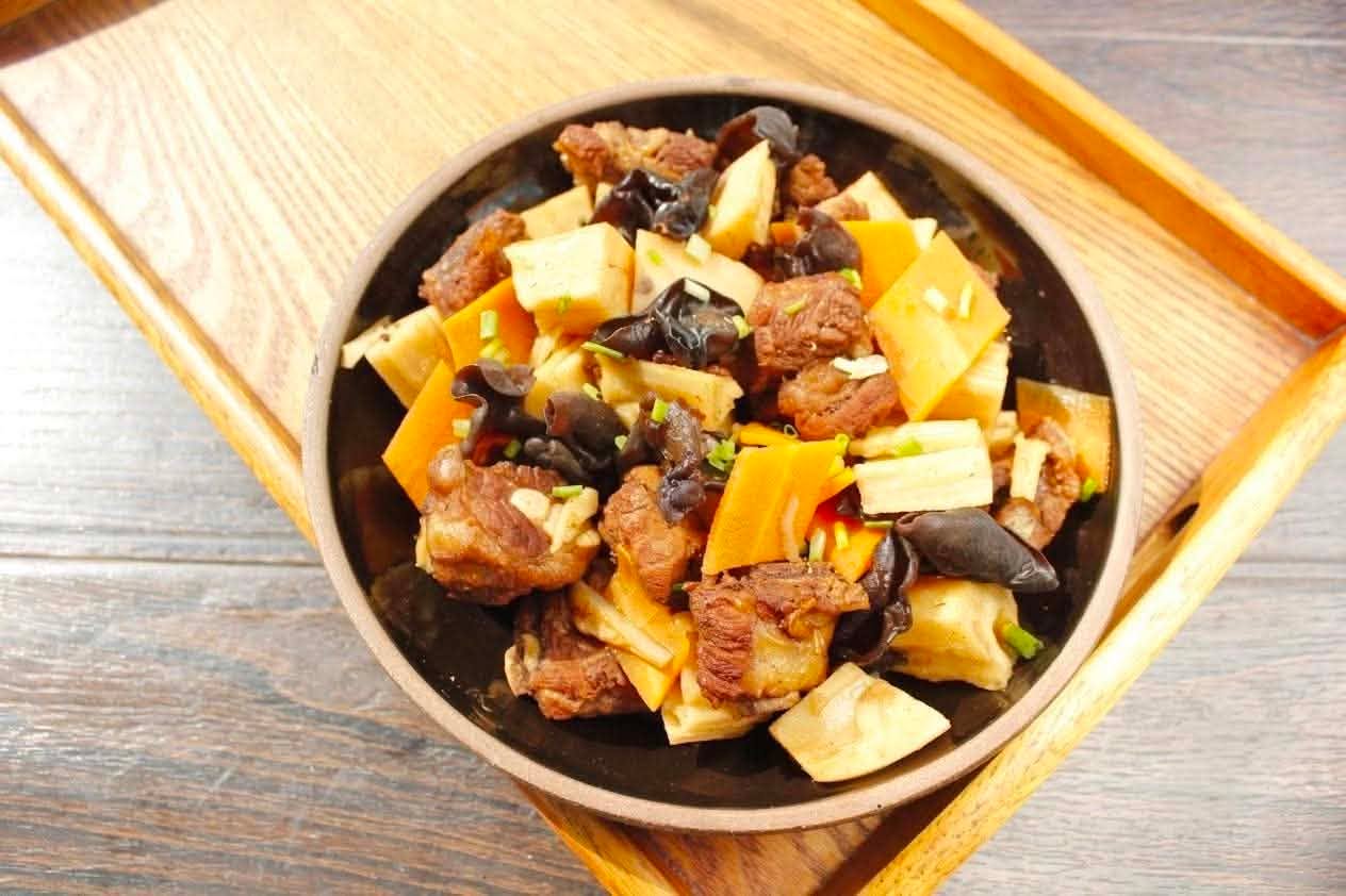 4 món loại rau củ màu trắng giúp trẻ bổ khí, dưỡng phổi, tăng cường miễn dịch - Ảnh 1.