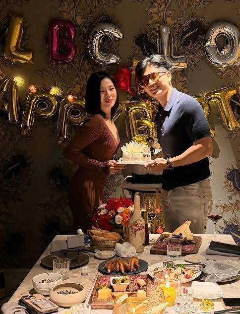 Loạt mỹ nh&acirc;n Việt đ&igrave;nh đ&aacute;m si m&ecirc; bạn đời k&eacute;m 11 tuổi, cặp đ&ocirc;i c&ocirc; - tr&ograve; l&atilde;ng mạn như cổ t&iacute;ch- Ảnh 2.