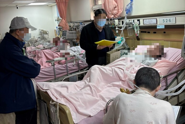 Người phụ nữ 60 tuổi tử vong khi ngủ, bác sĩ cảnh báo thói quen "cực độc" nhiều người vẫn làm- Ảnh 1.