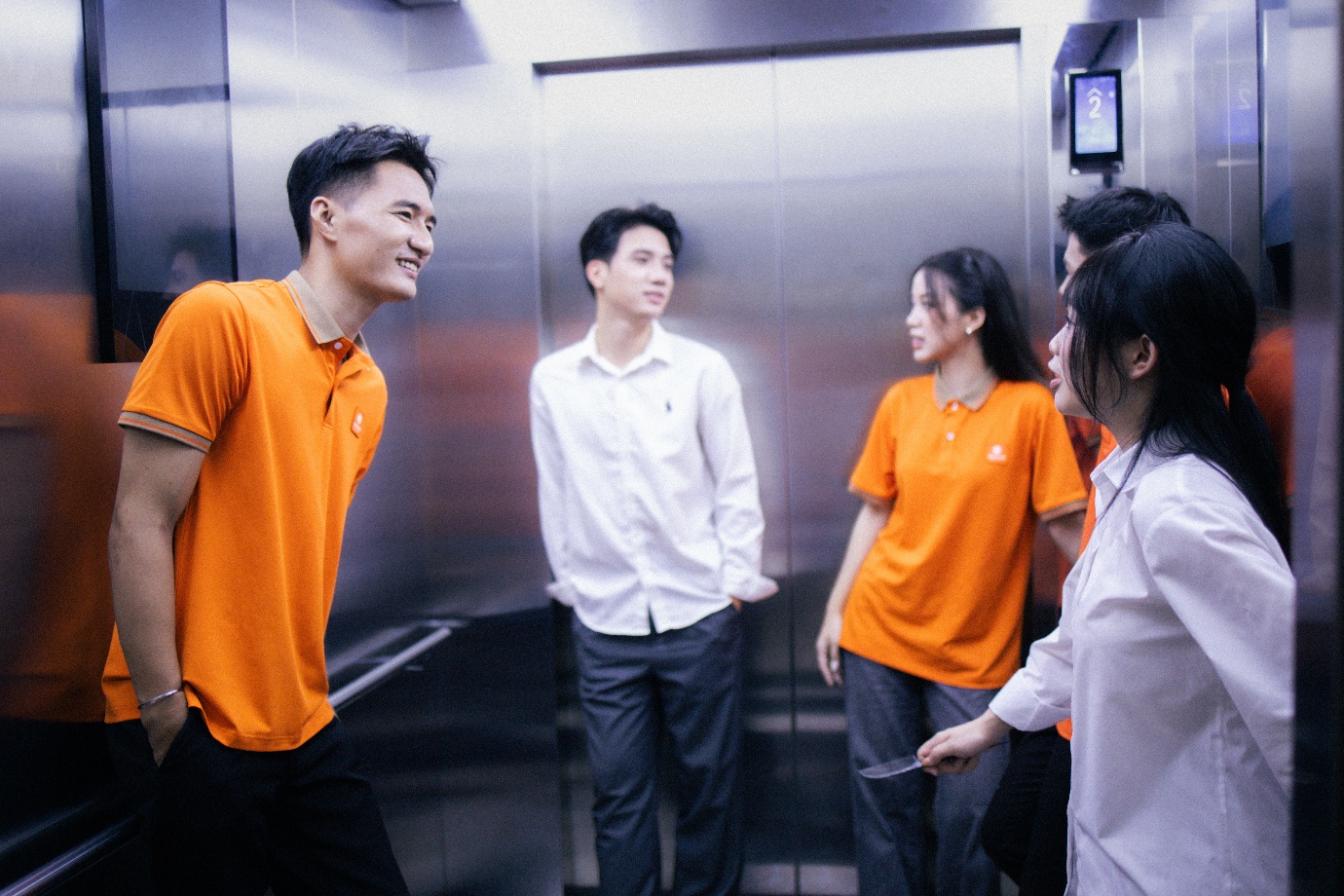 Ngắm bộ ảnh đồng phục mới “cực cưng” của sinh viên Đại học Đại Nam: “Đại Nam trong ký ức” - Ảnh 8.