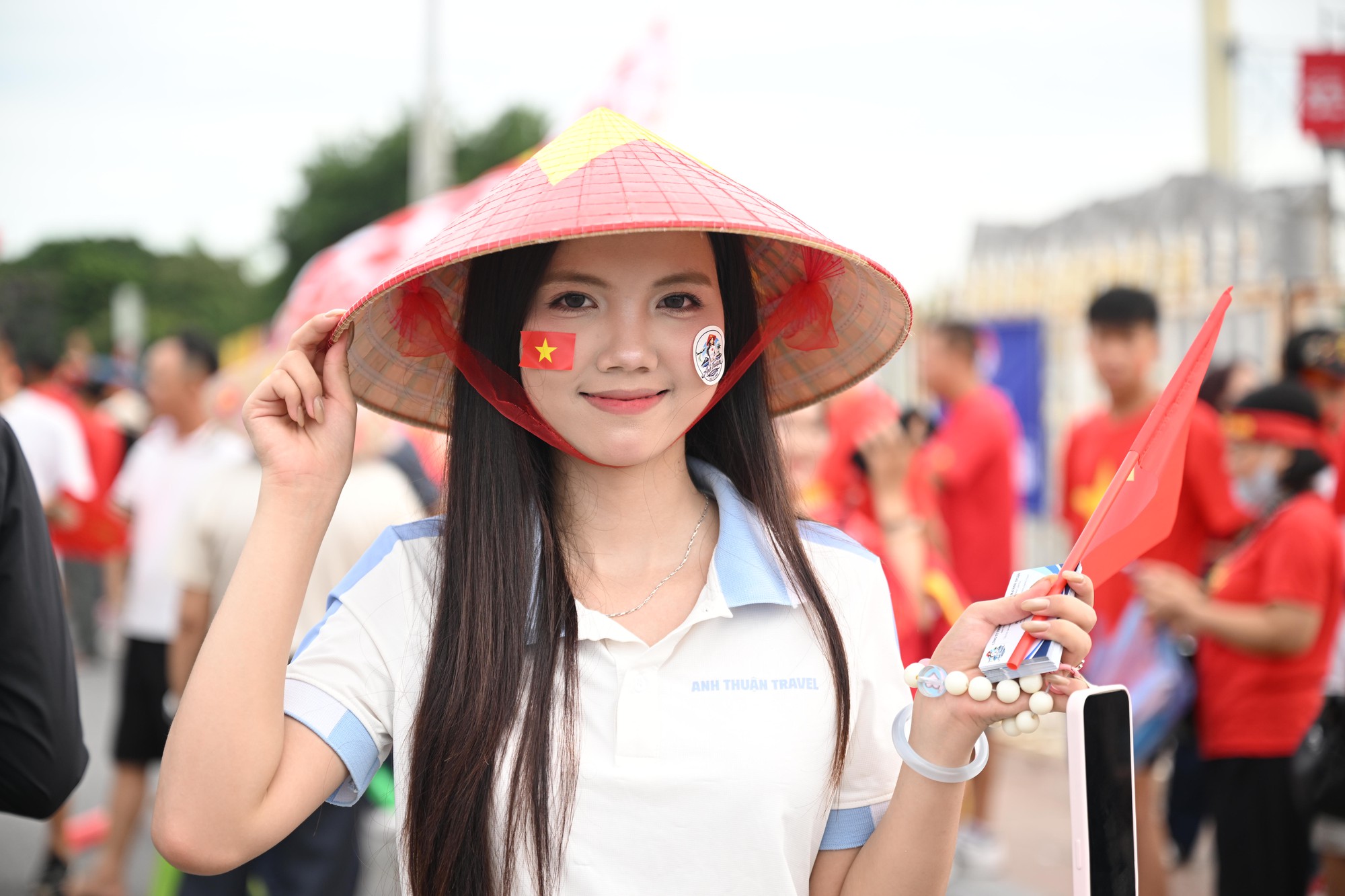 Mỹ Đình sục sôi trước giờ bóng lăn, Việt Nam đang rất gần chức vô địch rồii! - Ảnh 5. Mỹ Đình sục sôi trước giờ bóng lăn, Việt Nam đang rất gần chức vô địch rồii! - Ảnh 5.