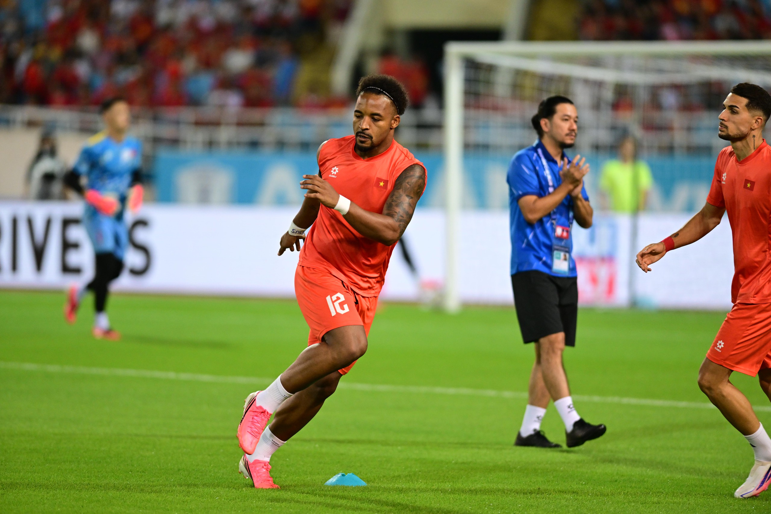 Gallery - Đánh bại Thái Lan, Đội tuyển Việt Nam lần đầu tiên 2 lần liên tiếp vô địch ASEAN Cup - image 23