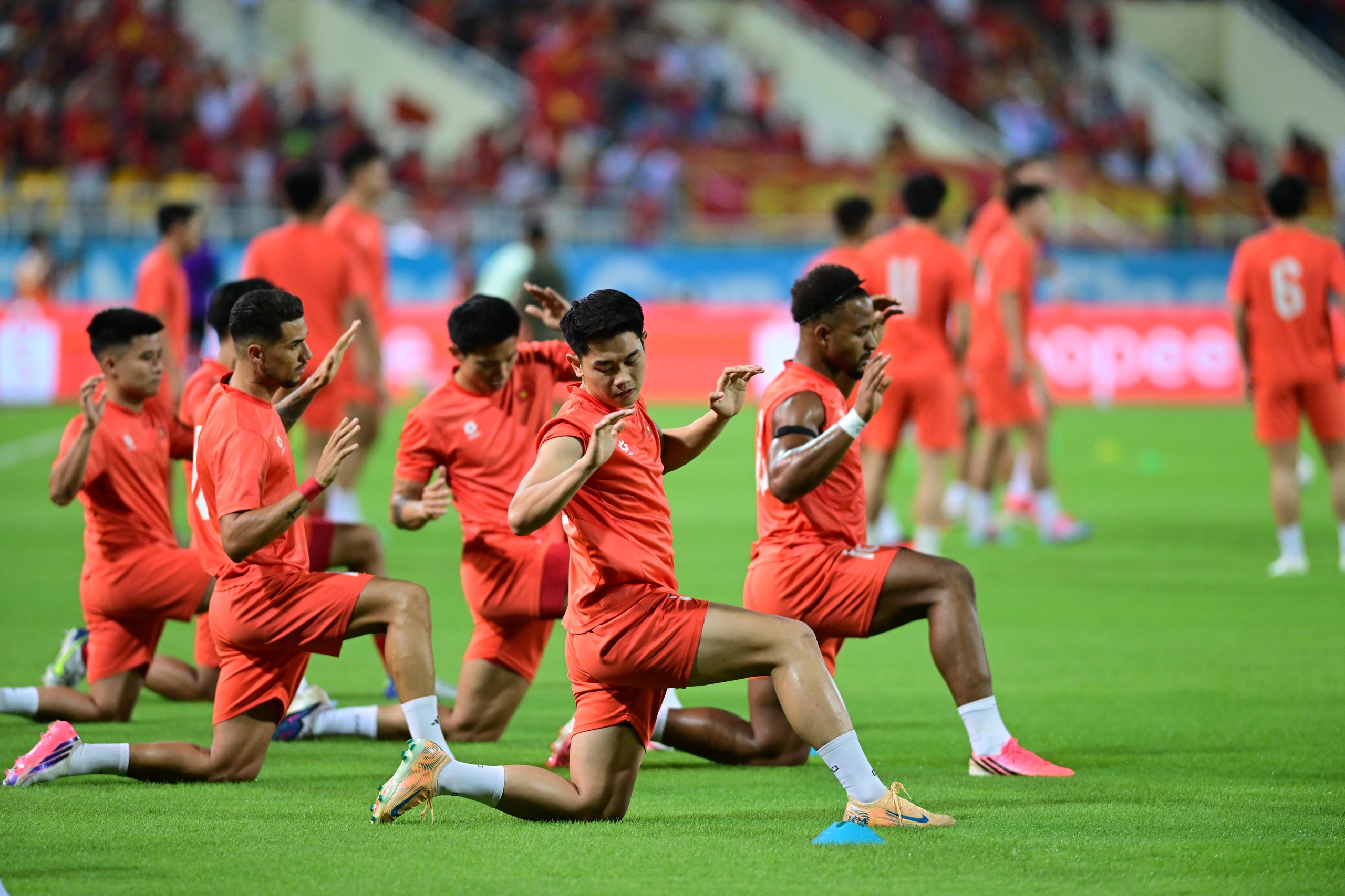 Gallery - Đánh bại Thái Lan, Đội tuyển Việt Nam lần đầu tiên 2 lần liên tiếp vô địch ASEAN Cup - image 27
