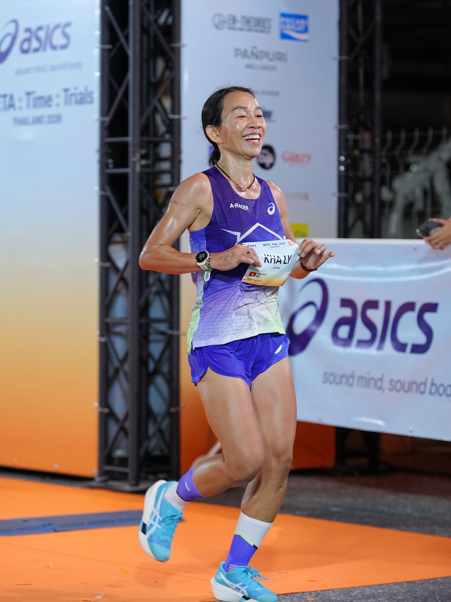 A-Racer: H&agrave;nh tr&igrave;nh từ runner tiềm năng đến gần hơn với s&acirc;n chơi chuy&ecirc;n nghiệp - Ảnh 2.