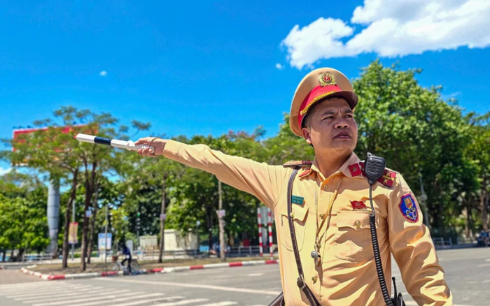 Người d&acirc;n ch&uacute; &yacute;: Danh s&aacute;ch c&aacute;c tuyến đường cấm, hạn chế phương tiện từ 14h chiều nay - 26/8- Ảnh 1.