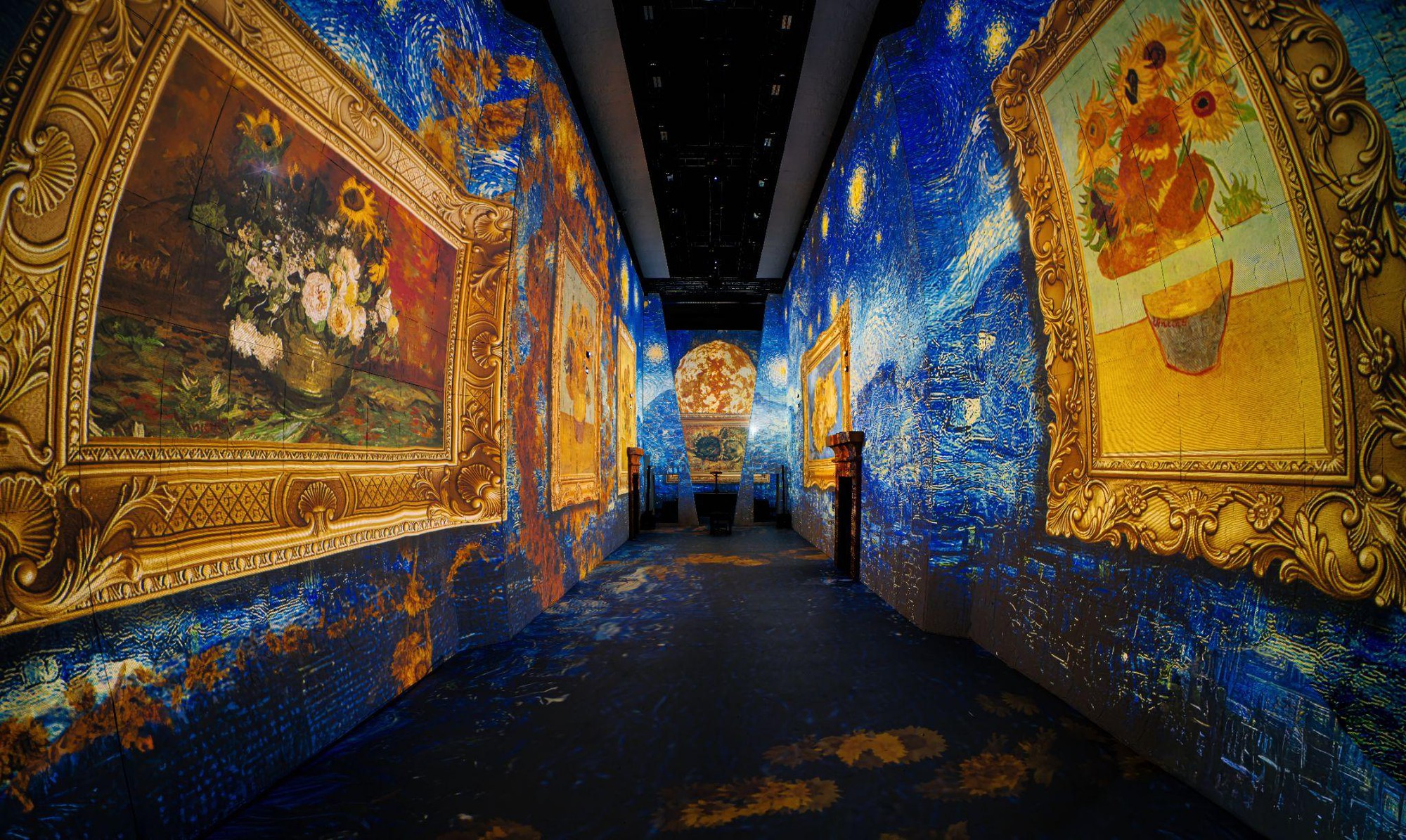 Cả Hà Nội đi “xuyên không” ở Van Gogh Timeless, bạn đã kịp đặt vé trải nghiệm cho 2/9 này chưa? - Ảnh 3.