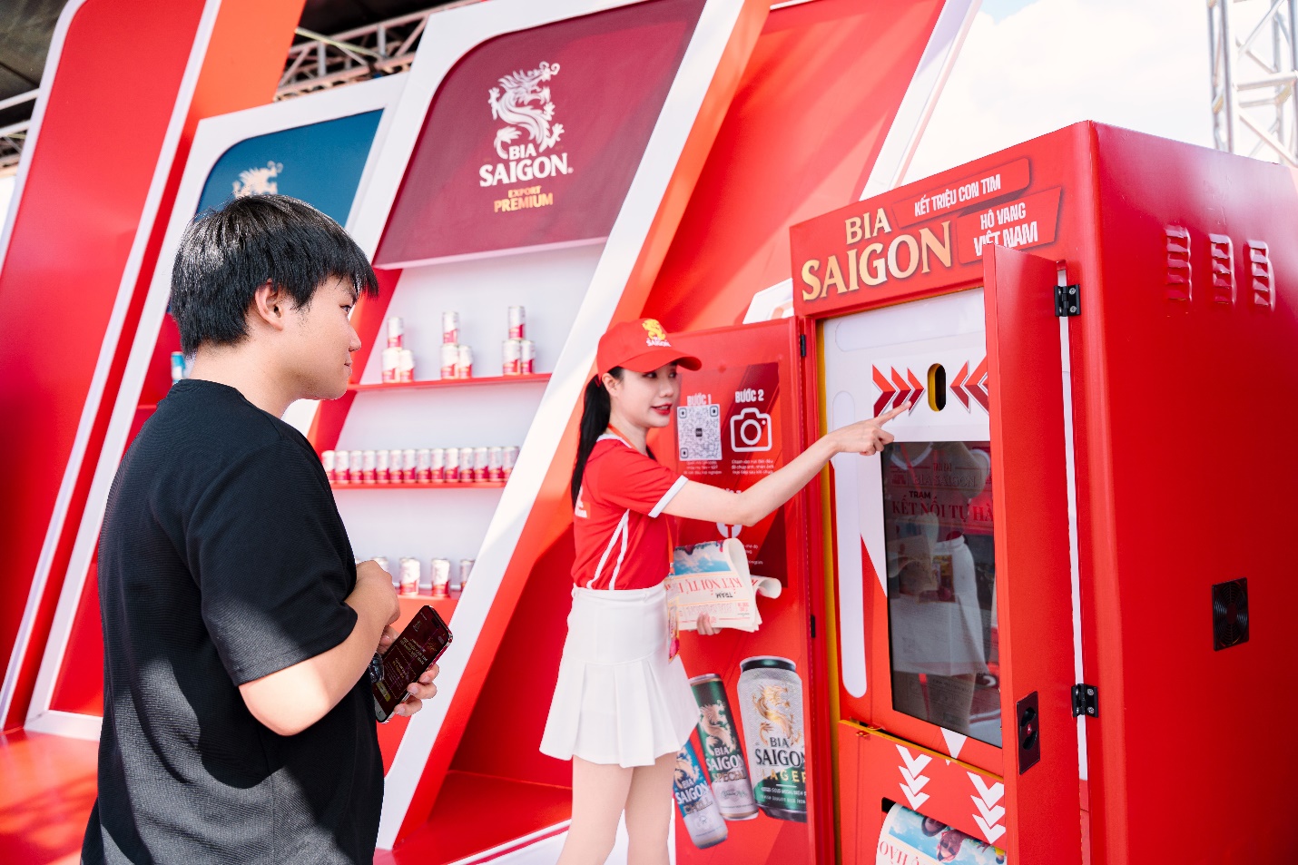 C&ugrave;ng Bia Saigon kết triệu con tim: Nơi niềm tự h&agrave;o Việt Nam b&ugrave;ng ch&aacute;y trong từng khoảnh khắc - Ảnh 3.