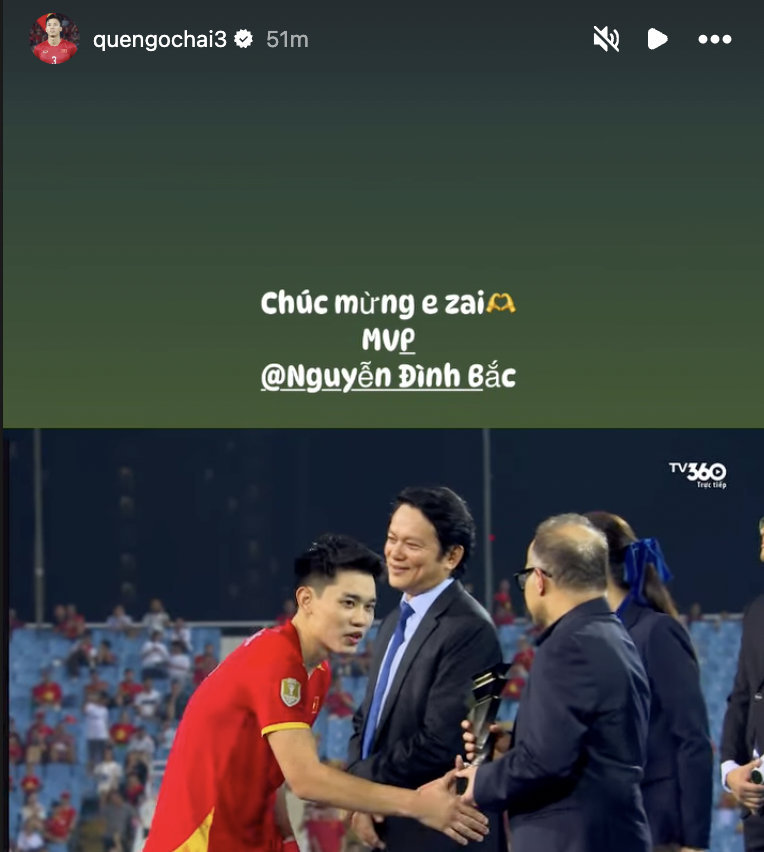 Cầu thủ ĐT Việt Nam "xả ảnh" n&acirc;ng c&uacute;p, khoe huy chương v&agrave;ng tưng bừng MXH, một đ&ecirc;m kh&ocirc;ng ngủ khi v&ocirc; địch ASEAN Cup 2026 - Ảnh 8.