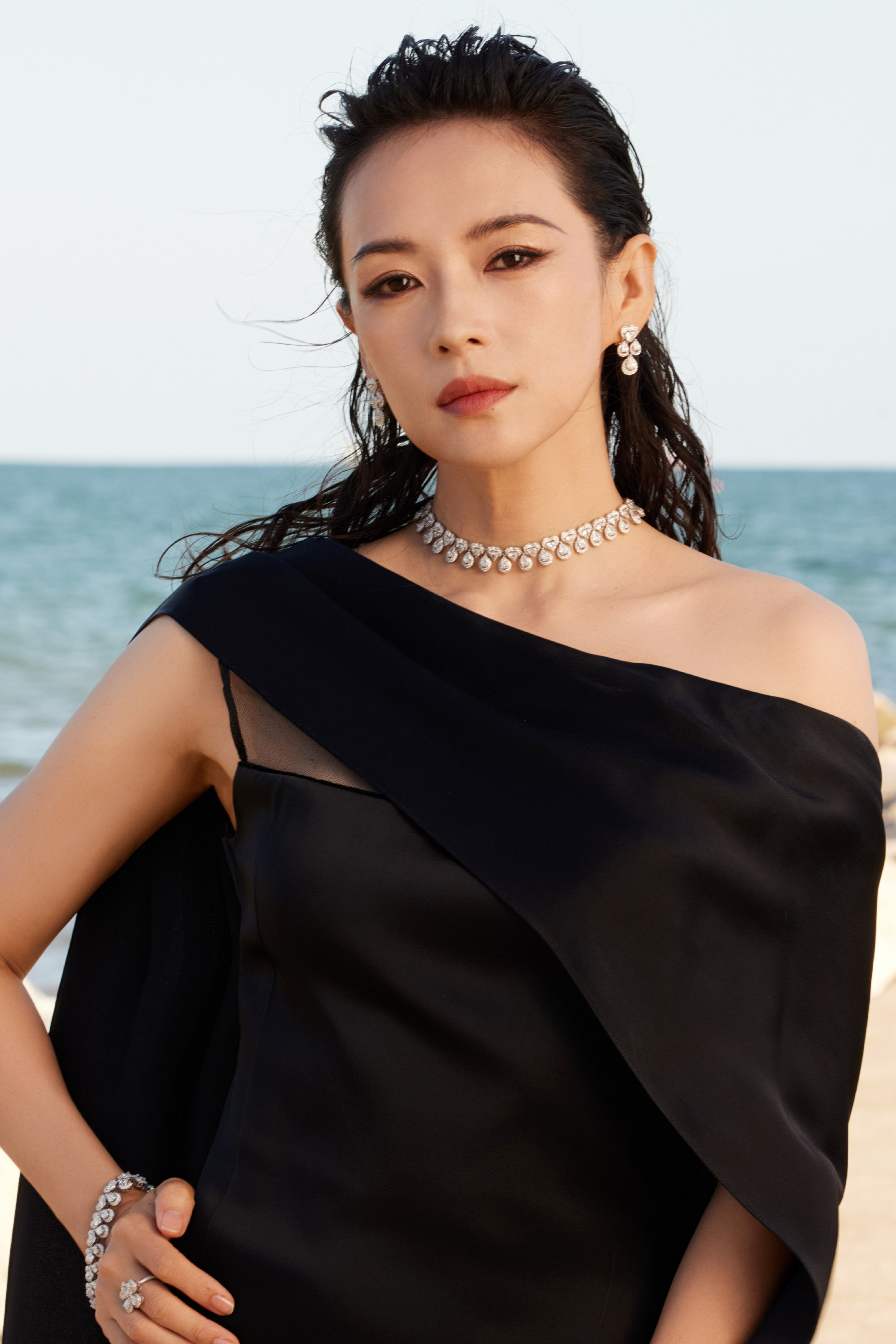 Chương Tử Di nuôi con gái riêng của chồng cũ thành mỹ nhân "cực phẩm" cỡ này!- Ảnh 7.