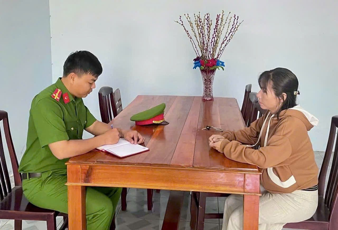 C&ocirc;ng an x&aacute;c minh giao dịch hơn 41.000.000 đồng giữa&nbsp;Huỳnh Mai Duy&ecirc;n v&agrave; t&agrave;i khoản&nbsp;SeABank của&nbsp;Y BHE ALIO- Ảnh 1.