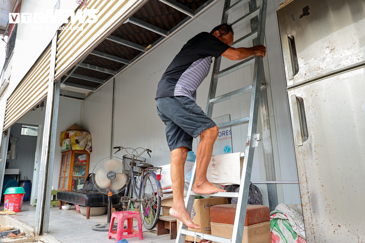 Loạt nh&agrave; si&ecirc;u mỏng mọc l&ecirc;n tr&ecirc;n tuyến đường vừa giải ph&oacute;ng mặt bằng ở H&agrave; Nội- Ảnh 17.