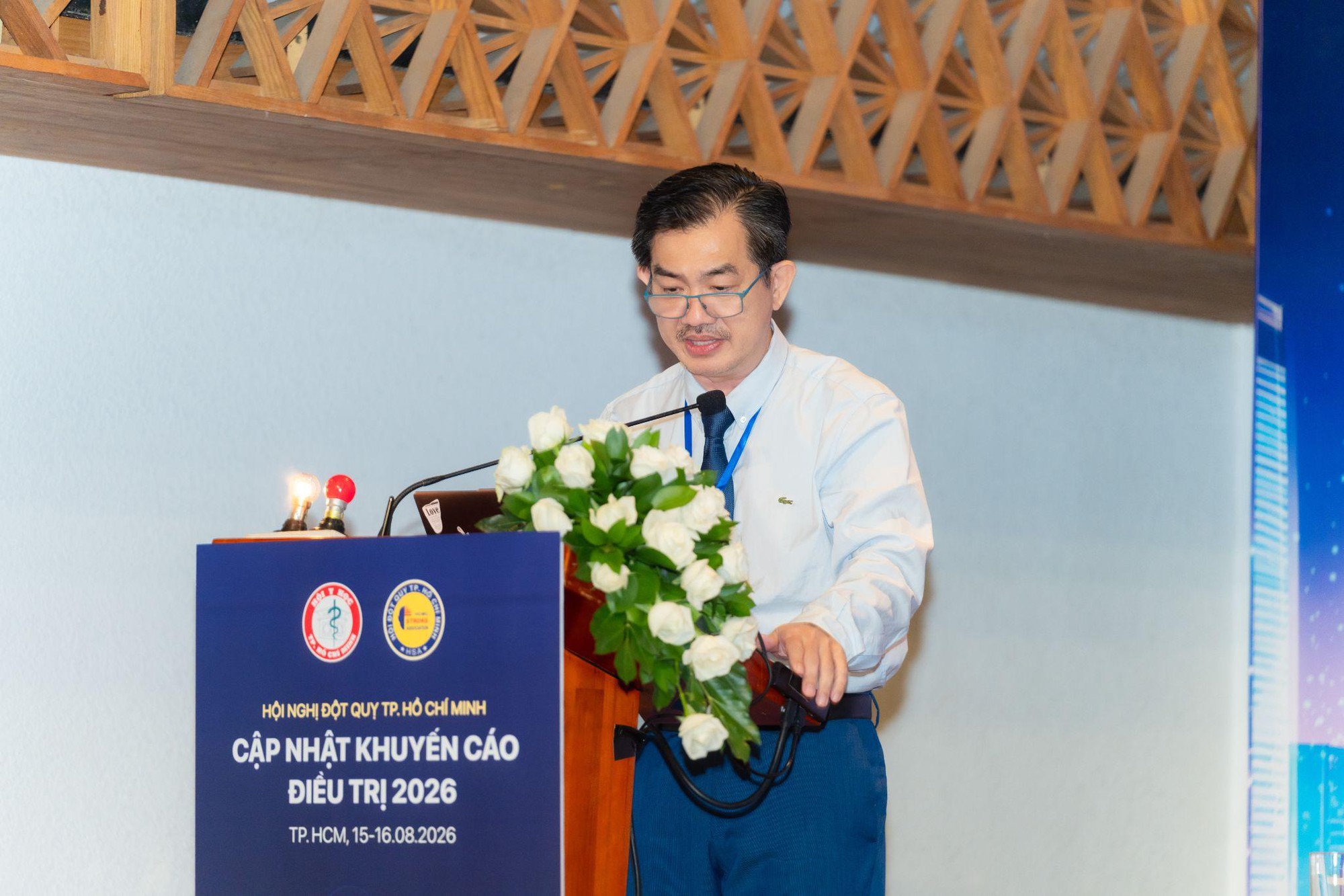 Hệ thống nh&agrave; thuốc v&agrave; trung t&acirc;m ti&ecirc;m chủng g&oacute;p sức &ldquo;giải b&agrave;i to&aacute;n&rdquo; dự ph&ograve;ng, quản l&yacute; đột quỵ tại cộng đồng - Ảnh 1.