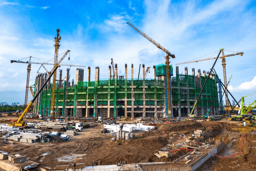 Tỷ ph&uacute; Phạm Nhật Vượng đang g&oacute;p sức x&acirc;y 2 SVĐ quy m&ocirc; chưa từng c&oacute; cho c&aacute;c cầu thủ Việt Nam: Một s&acirc;n 135.000 chỗ lớn gấp 3 lần s&acirc;n Mỹ Đ&igrave;nh, một s&acirc;n 60.000 chỗ, c&ugrave;ng đạt chuẩn FIFA- Ảnh 3.