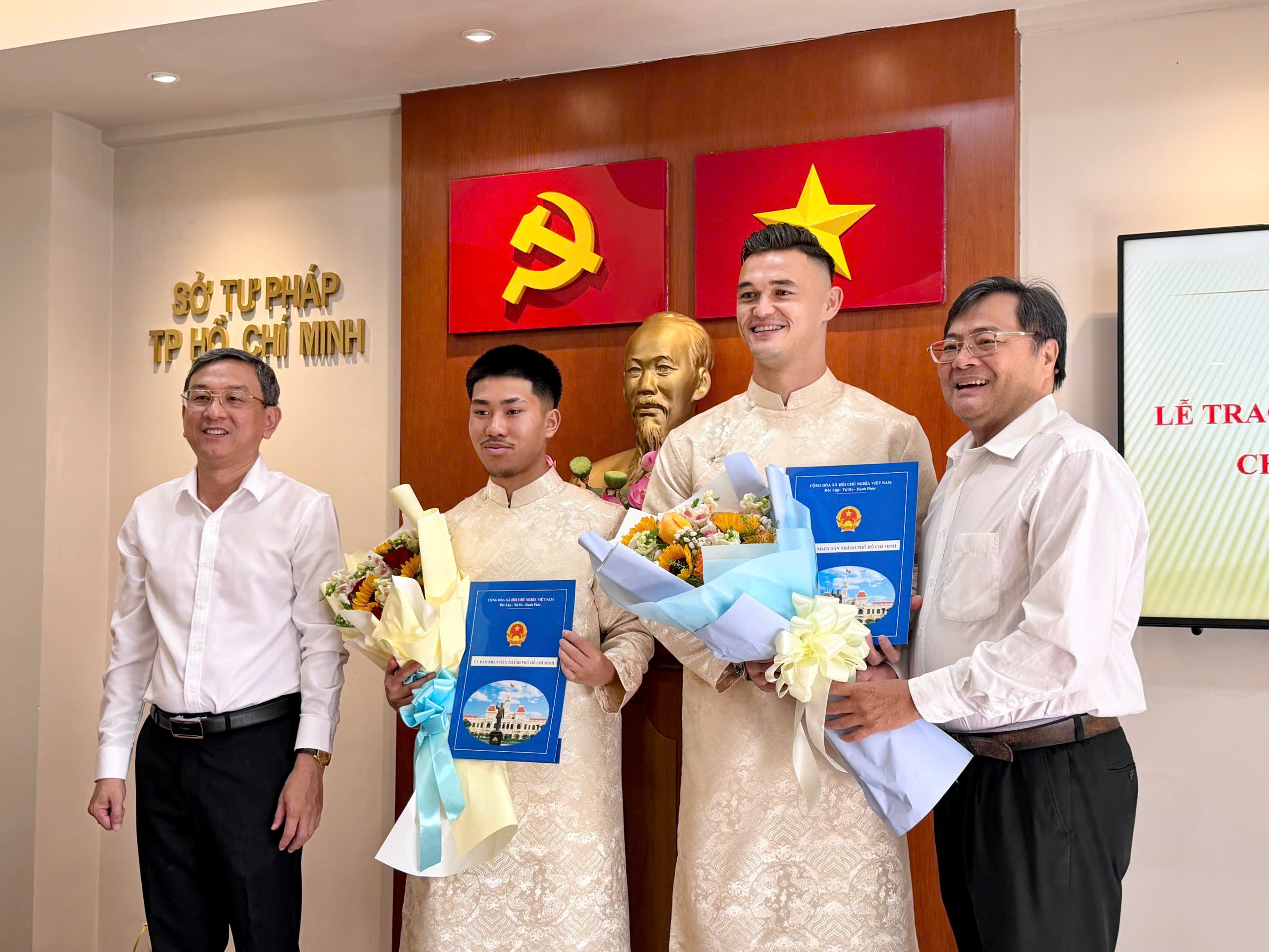 L&ecirc; Giang Patrik: Người g&aacute;c đền mang lời hứa của cha đi hết nửa v&ograve;ng tr&aacute;i đất - Ảnh 5.