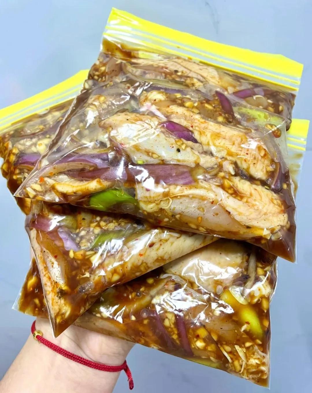 Tưởng t&uacute;i zip chỉ để đựng thực phẩm, 11 c&aacute;ch d&ugrave;ng n&agrave;y mới khiến nhiều người bất ngờ - Ảnh 7.