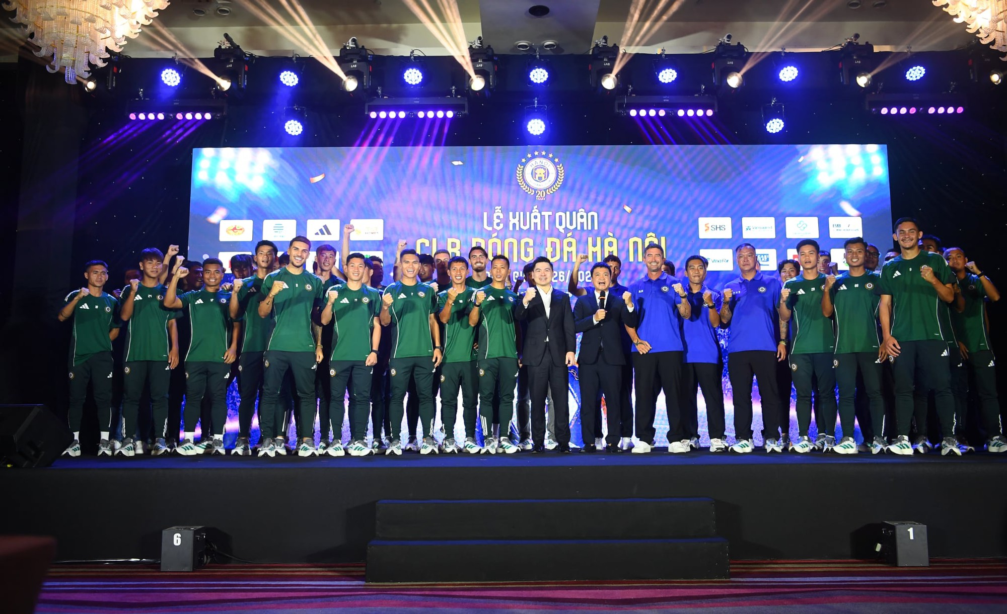 Cú bắt tay lịch sử của Hà Nội FC và adidas- Ảnh 2.