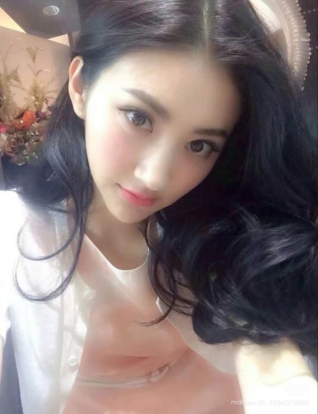 Nhan sắc lấn &aacute;t cả Lưu Diệc Phi của c&ocirc; g&aacute;i đang bị tỷ ph&uacute; thế giới vạch mặt bằng t&acirc;m thư d&agrave;i 6.000 chữ- Ảnh 7.