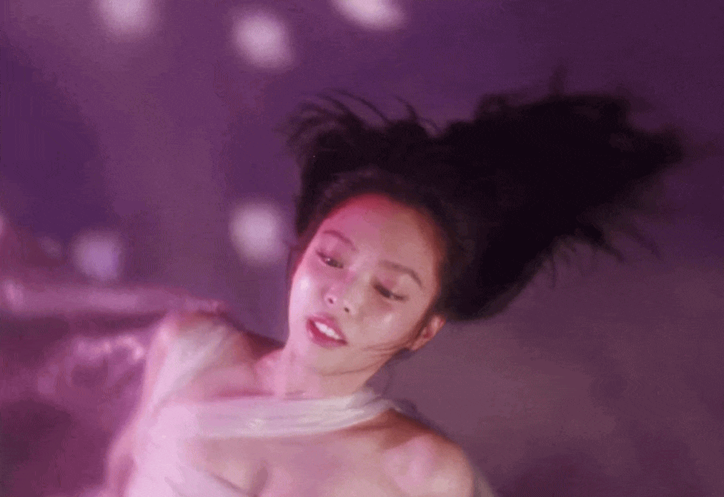 "Thi&ecirc;n thần sa ng&atilde;" Jennie đẹp thế n&agrave;y vẫn sợ bị bỏ rơi, n&iacute;u k&eacute;o người cũ - Ảnh 7.