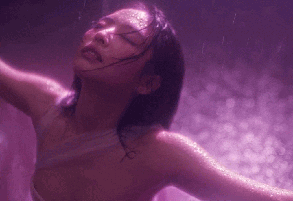 "Thi&ecirc;n thần sa ng&atilde;" Jennie đẹp thế n&agrave;y vẫn sợ bị bỏ rơi, n&iacute;u k&eacute;o người cũ - Ảnh 1.