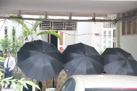 Căn nh&agrave; của bố mẹ ruột Tăng Thanh H&agrave;  - Ảnh 2.