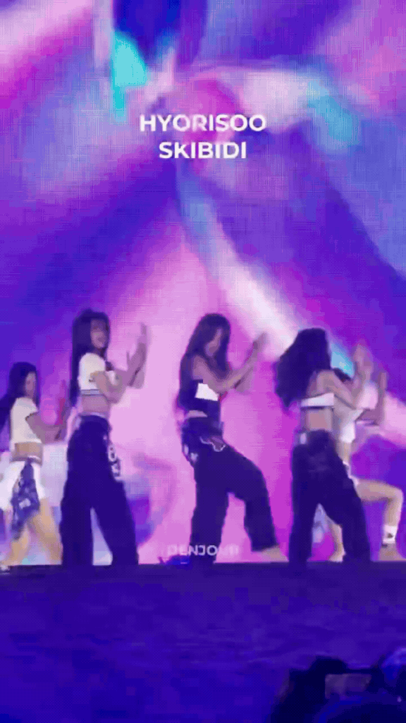 Diện mạo g&acirc;y sốc của "ngọc trai đen" mỹ miều h&agrave;ng đầu showbiz, kh&ocirc;ng biết gi&agrave; đi l&agrave; g&igrave;- Ảnh 10.