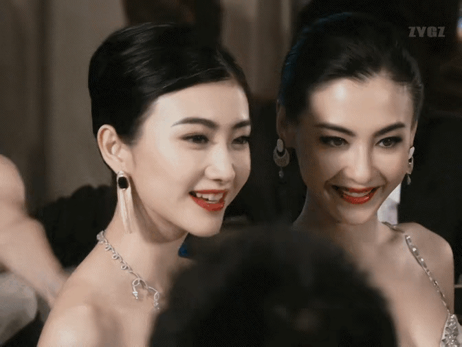 Nhan sắc lấn &aacute;t cả Lưu Diệc Phi của c&ocirc; g&aacute;i đang bị tỷ ph&uacute; thế giới vạch mặt bằng t&acirc;m thư d&agrave;i 6.000 chữ- Ảnh 11.