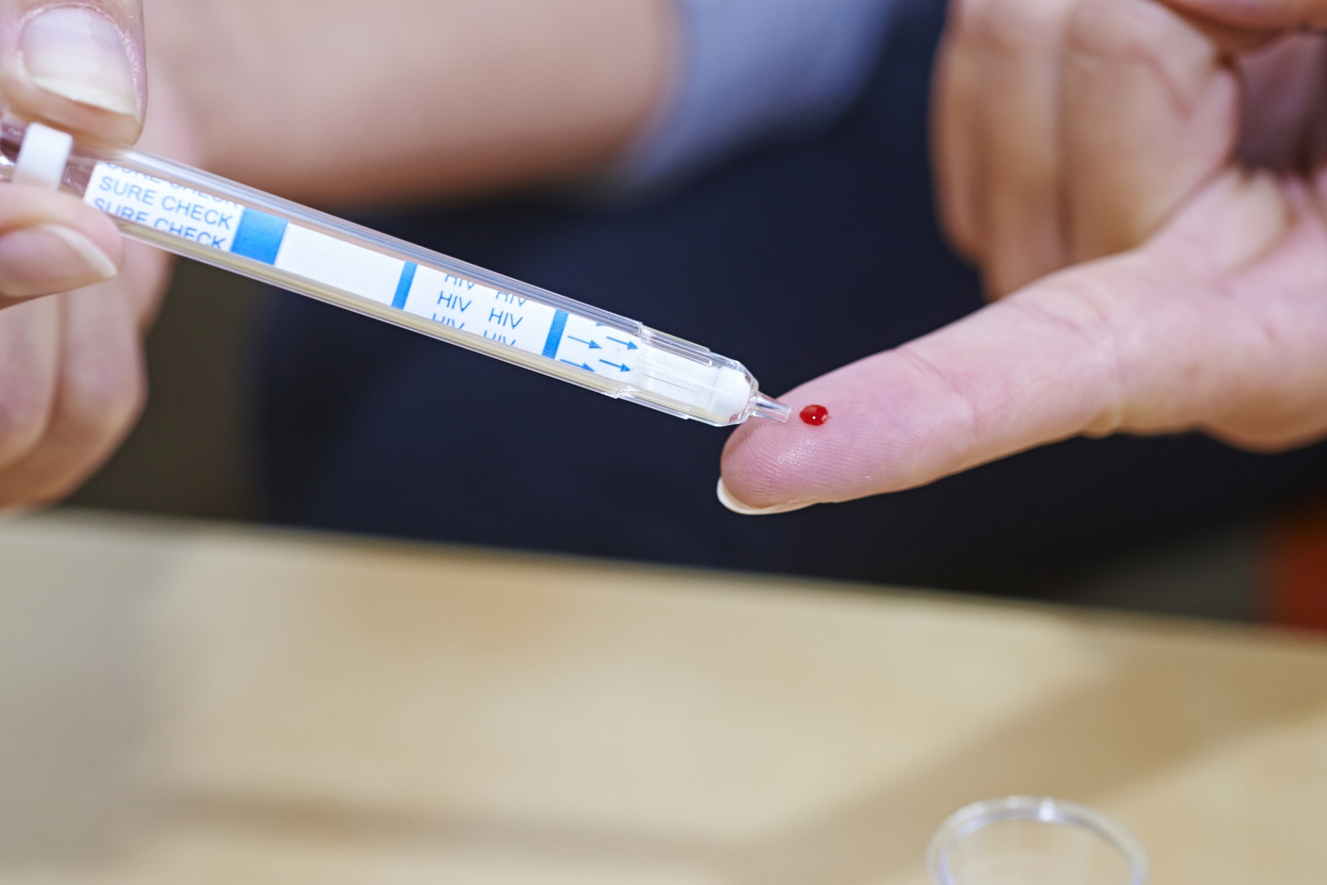 Nam sinh vi&ecirc;n trường y qua đời v&igrave; HIV ở tuổi 25: C&aacute;ch anh nhiễm bệnh khiến mọi người vừa đau l&ograve;ng vừa giận dữ- Ảnh 3.