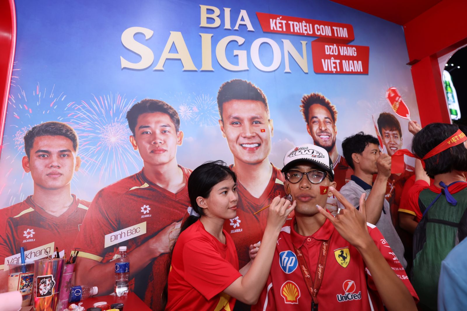Bia Saigon kết nối triệu tr&aacute;i tim Việt, h&ograve;a chung niềm tự h&agrave;o v&ocirc; địch ASEAN Cup 2026 - Ảnh 3.