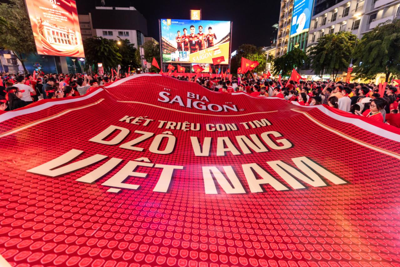 Bia Saigon kết nối triệu tr&aacute;i tim Việt, h&ograve;a chung niềm tự h&agrave;o v&ocirc; địch ASEAN Cup 2026 - Ảnh 4.