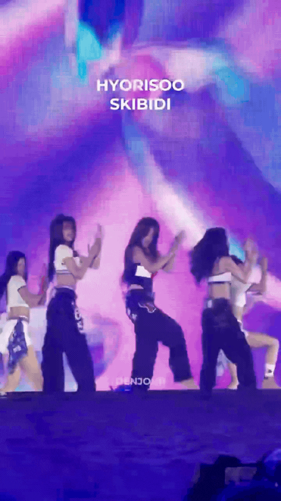 Diện mạo g&acirc;y sốc của "ngọc trai đen" mỹ miều h&agrave;ng đầu showbiz, kh&ocirc;ng biết gi&agrave; đi l&agrave; g&igrave;- Ảnh 9.