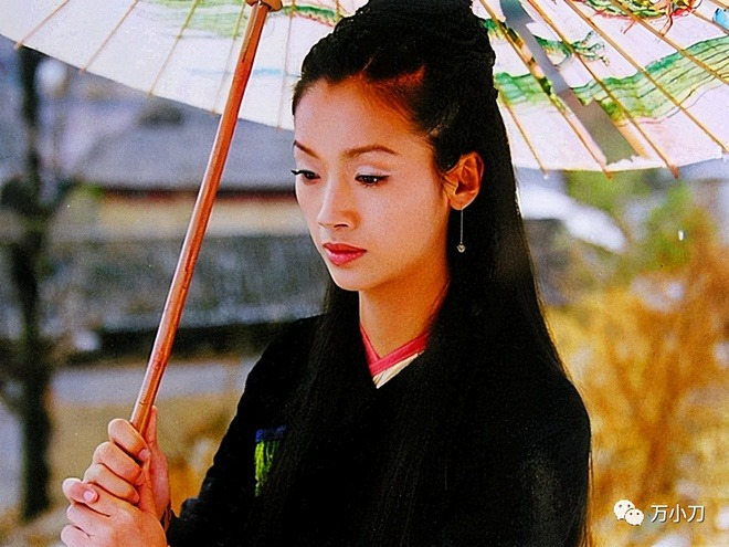 Kh&ocirc;ng d&aacute;m tin "Tiểu Long Nữ sai tr&aacute;i nhất m&agrave;n ảnh" lại đến mức n&agrave;y sau khi bỏ showbiz lấy chồng b&aacute;c sĩ- Ảnh 5.