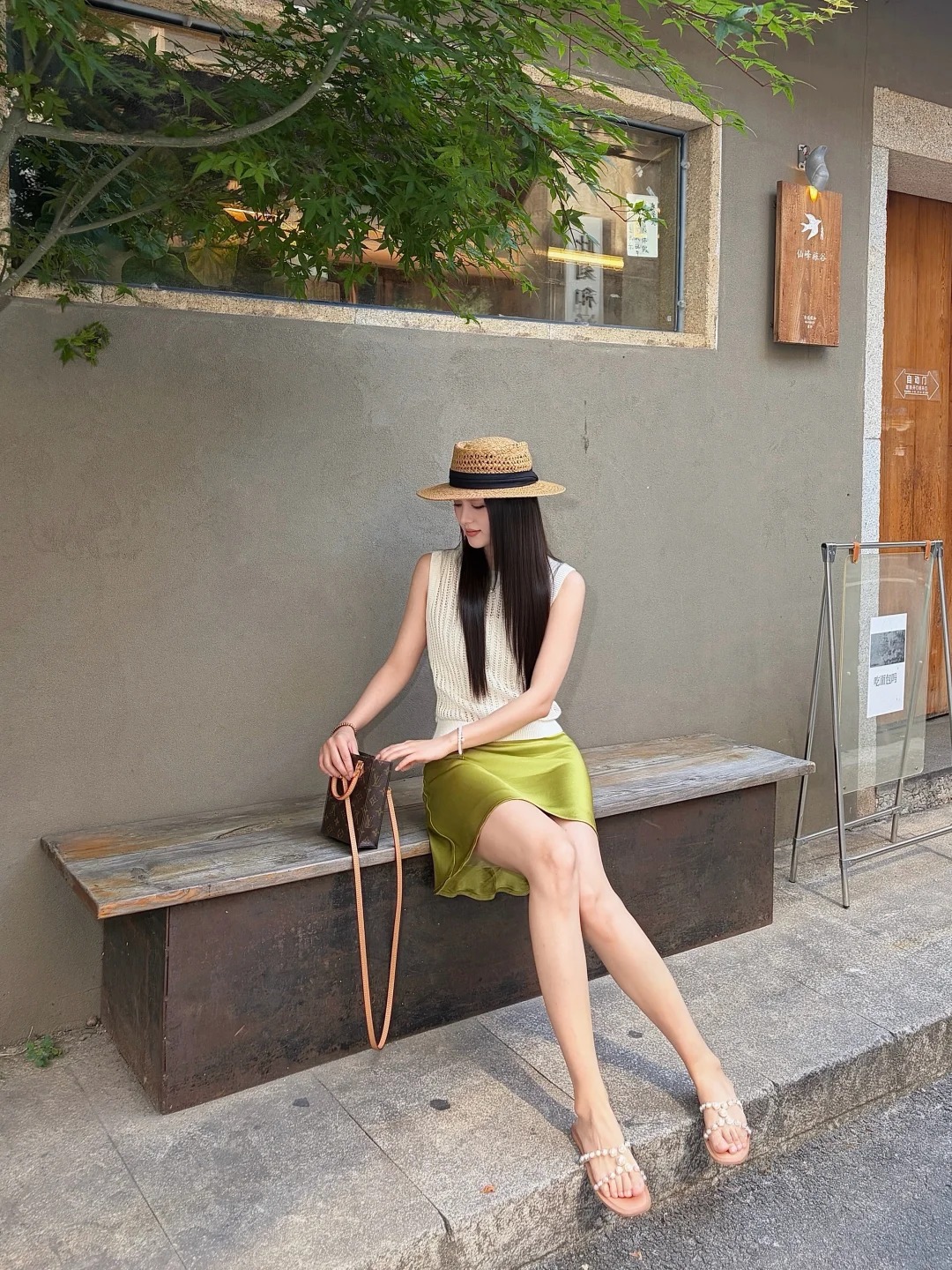 Đồ xanh quả bơ: Nền n&atilde;, nhẹ nh&agrave;ng m&agrave; vẫn chuẩn thanh lịch cho style "old money" - Ảnh 7.