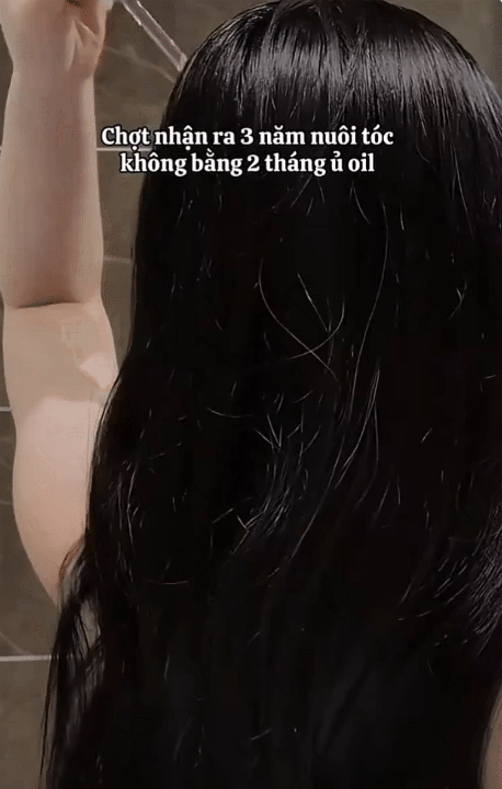 3 năm nuôi tóc không bằng 2 tháng ủ oil: Cô nàng chia sẻ mẹo dưỡng tóc "đỉnh cao" từ lọ dầu dưỡng chỉ hơn 100k- Ảnh 3.