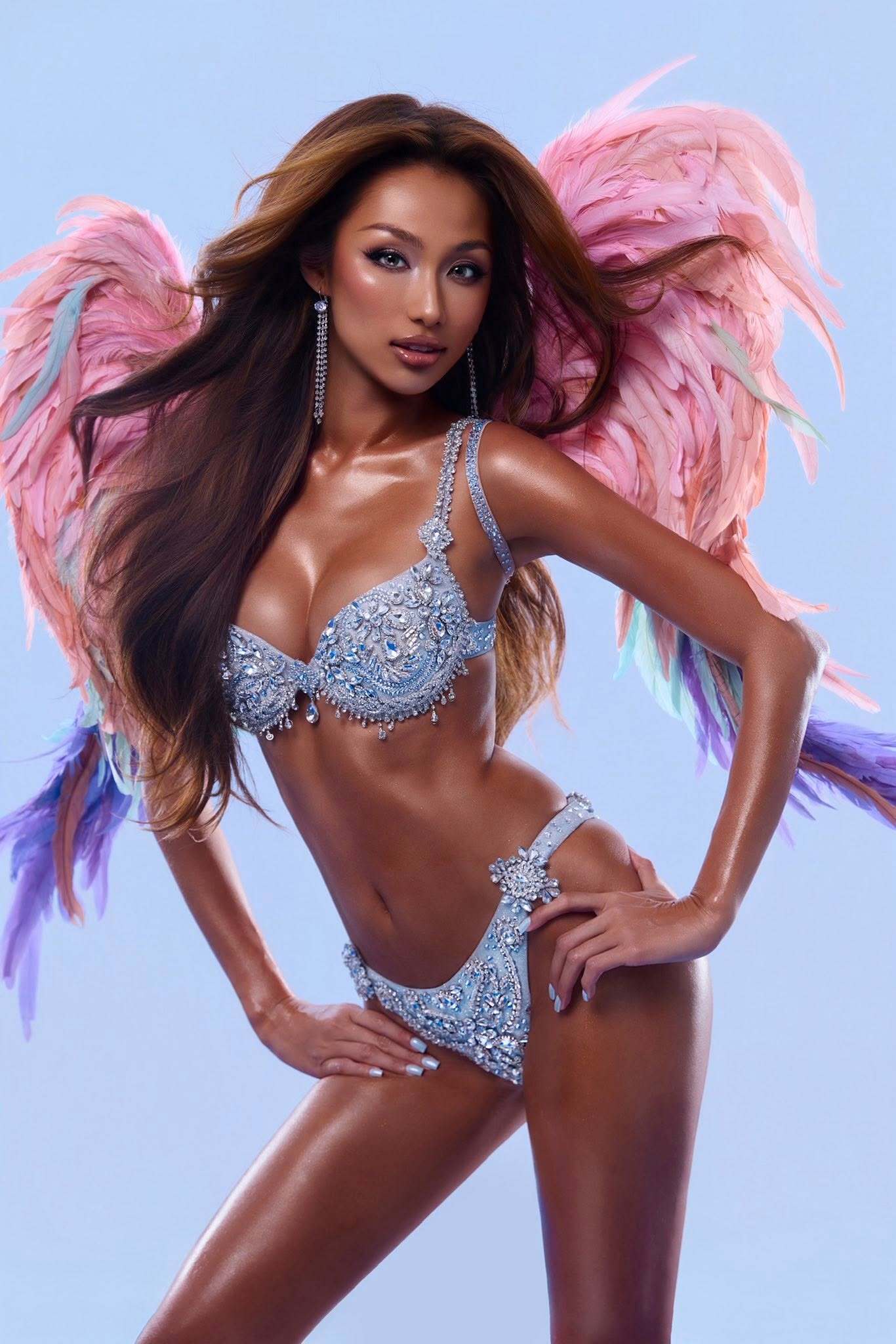 Sắc v&oacute;c &Aacute; hậu Miss Grand Vietnam "nối g&oacute;t" Hương Giang thi MGI All Star- Ảnh 4.